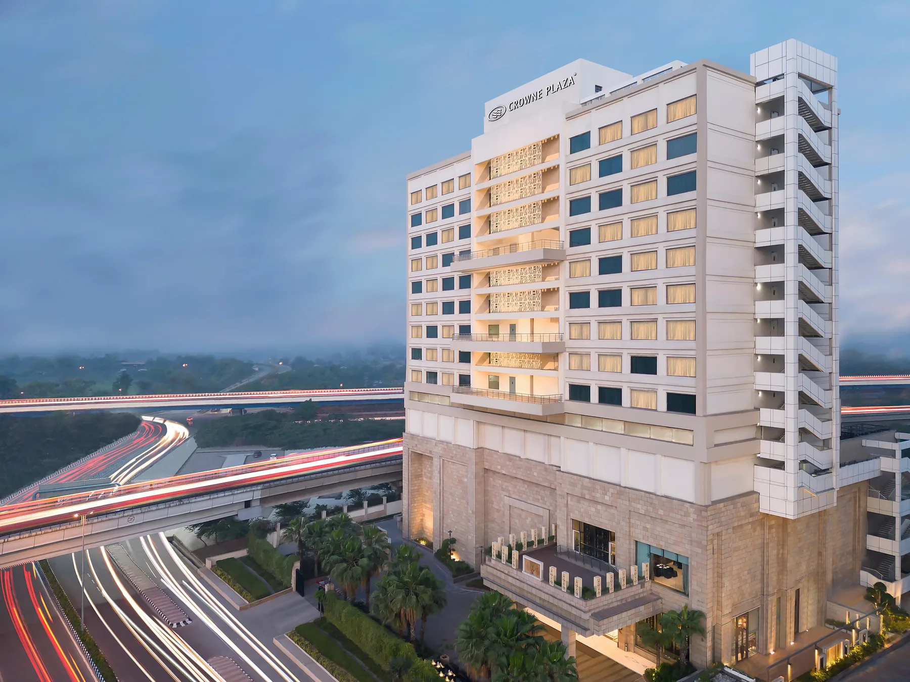 Crowne Plaza, Mayur Vihar